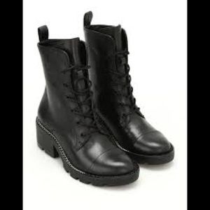 Kendall & Kylie boots